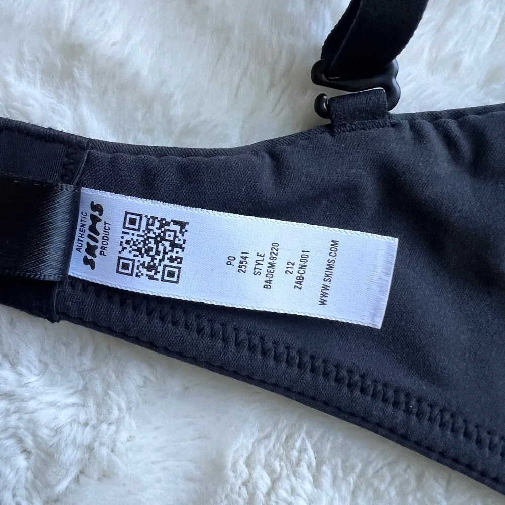SKIMS Women's Fits Everybody Unlined Demi Bra Onyx Black 32DD BA-DEM-9220 NWT